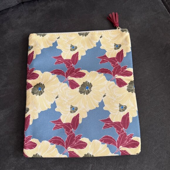 Rachel Pally Floral Foldover Clutch Bag With Tassel - Picture 2 of 7